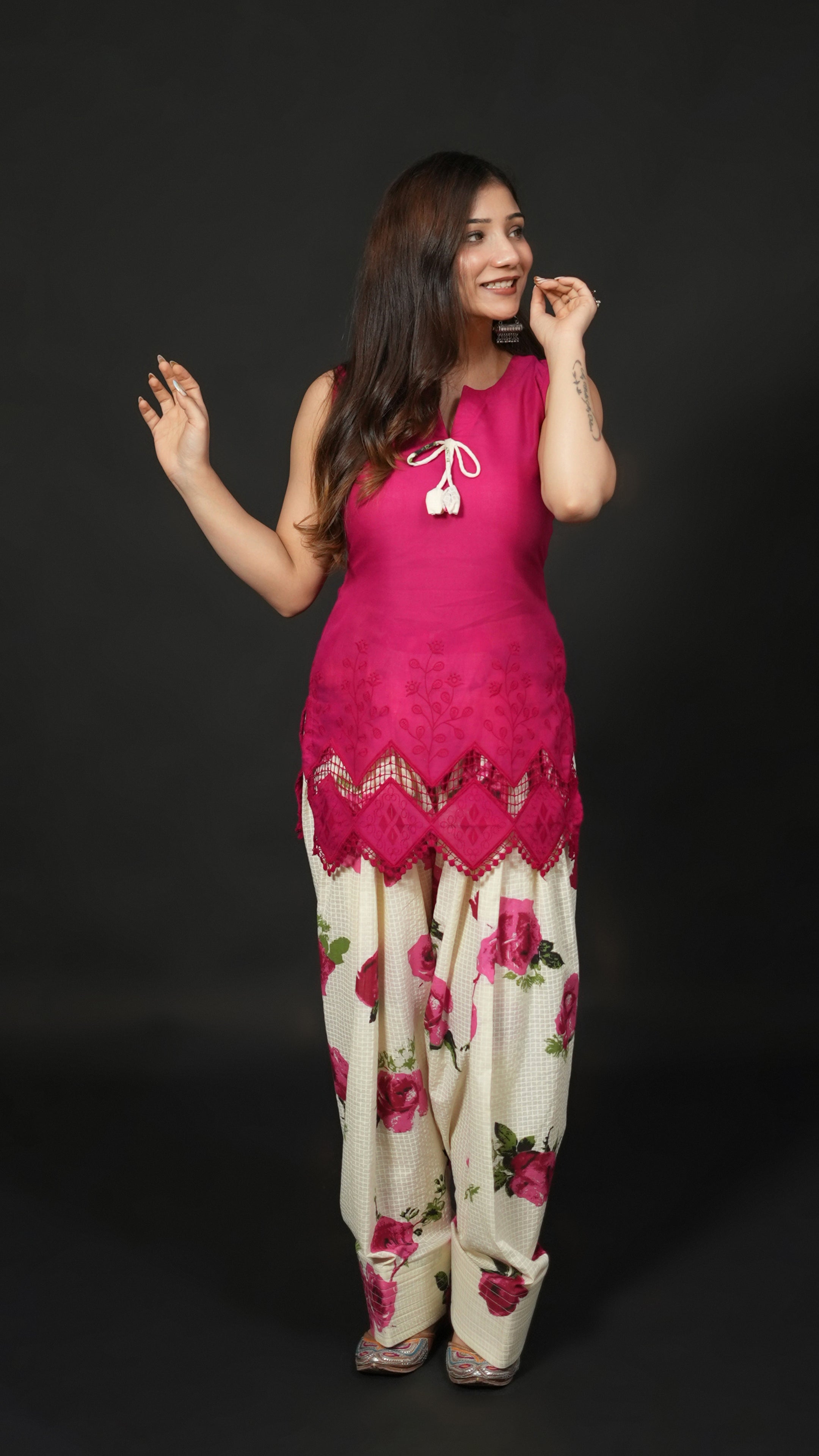 🧶 Ruhani Kurta Pant Set