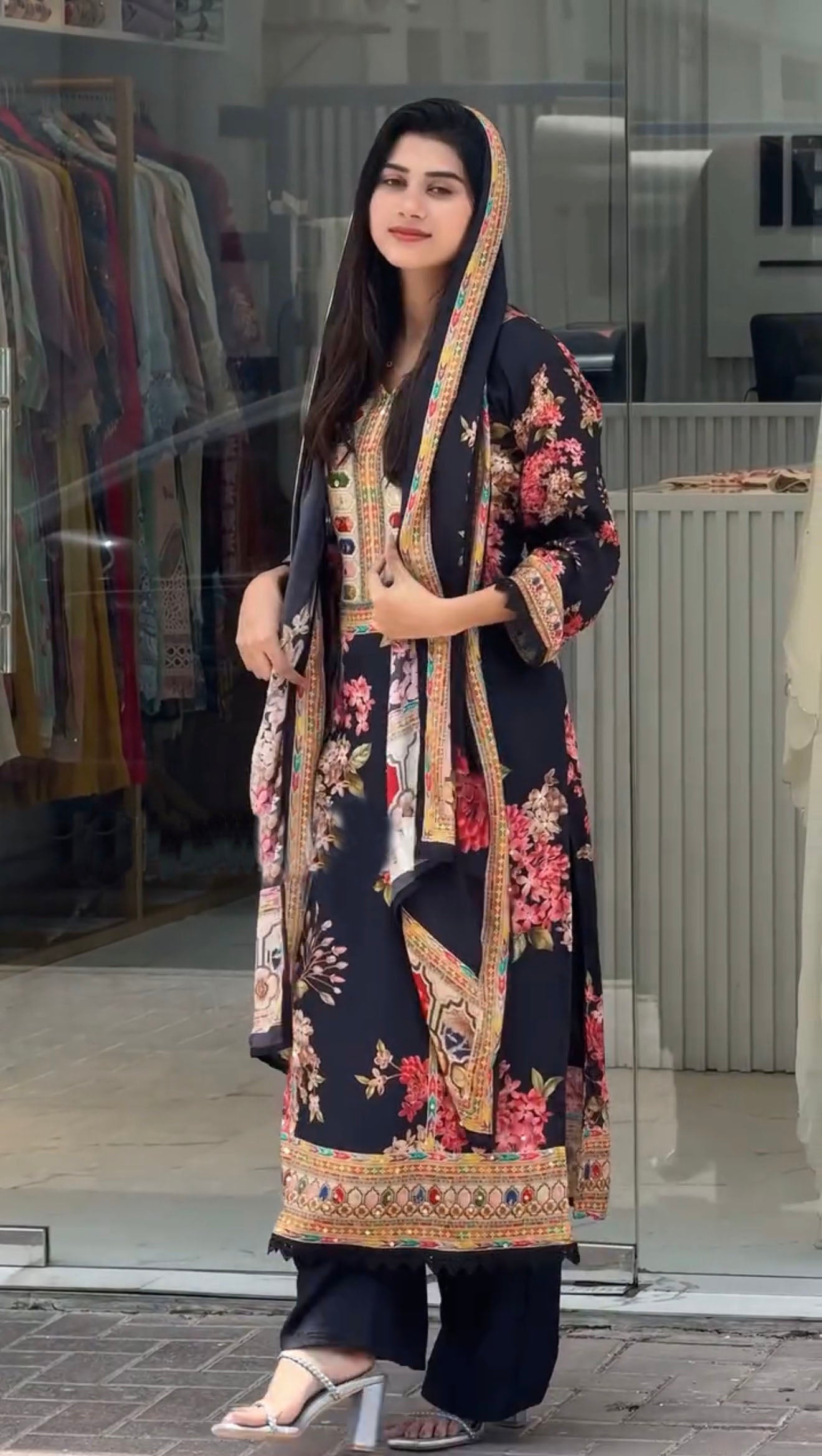 Afsana floral Classic Suit